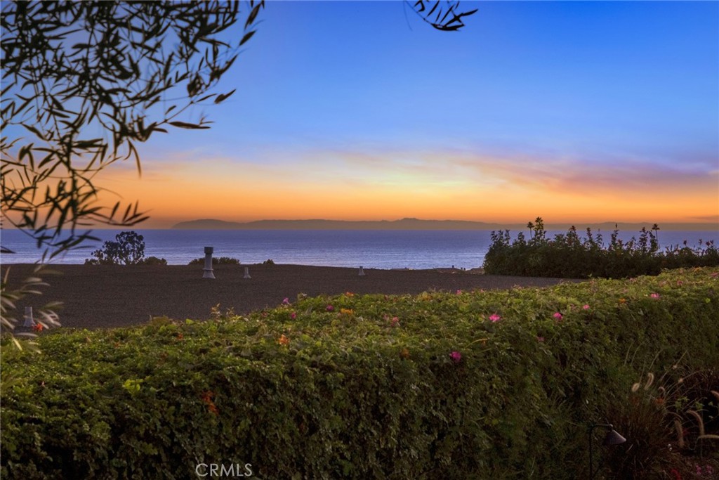 734 Cameo Highlands