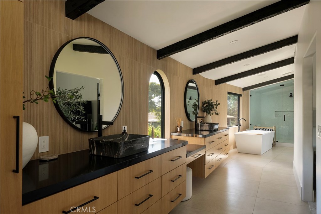 19432 Barrett Hill