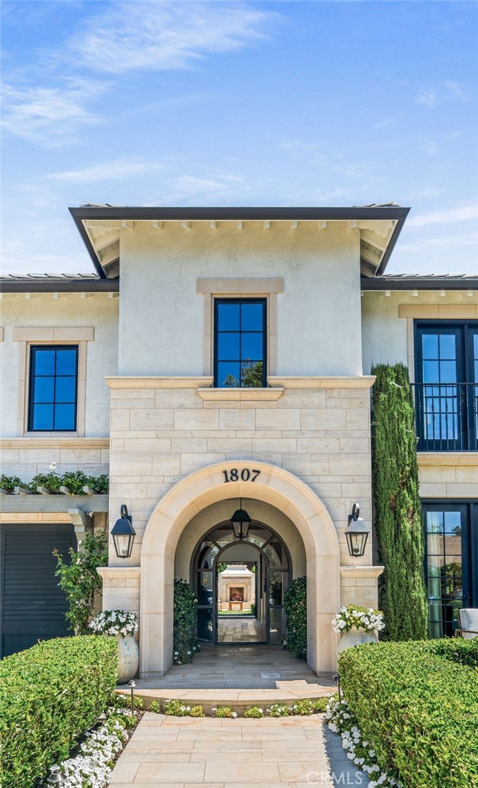 1807 Newport Hills E