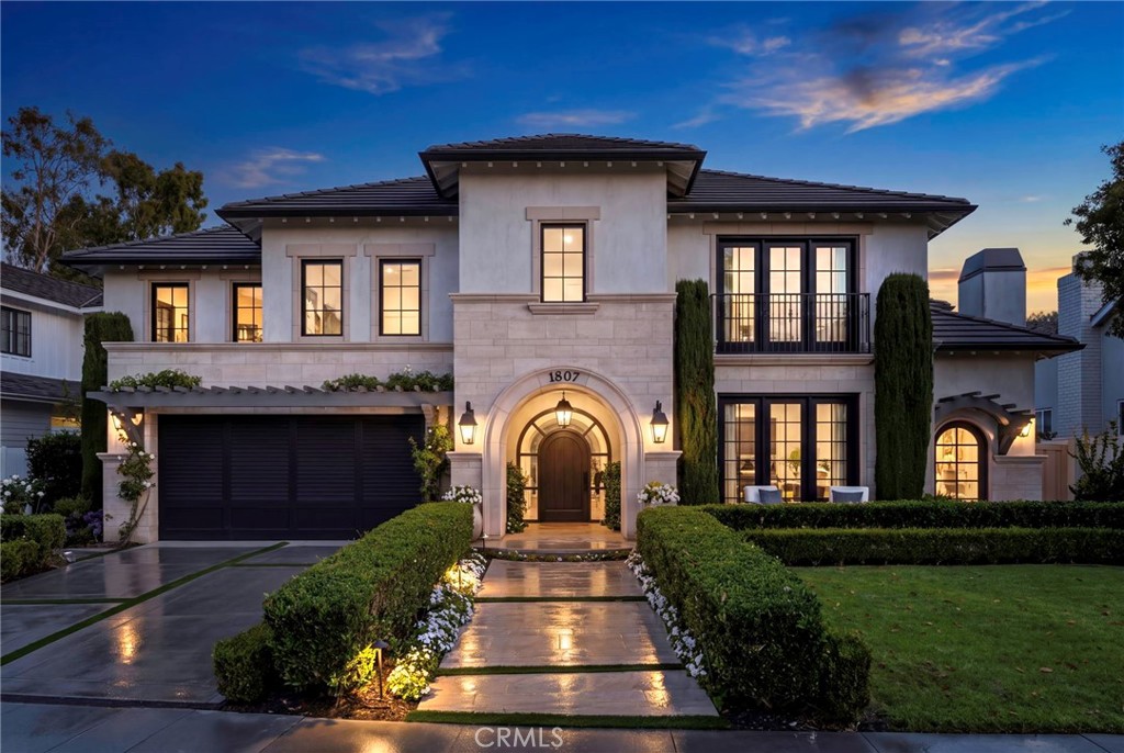 1807 Newport Hills E