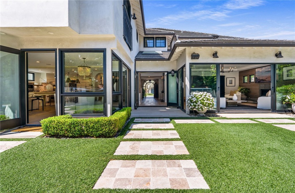 1807 Newport Hills E