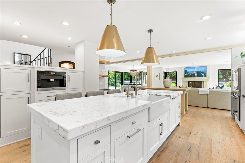 1807 Newport Hills E