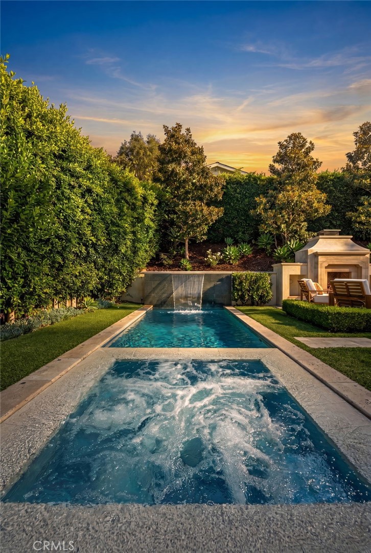 1807 Newport Hills E