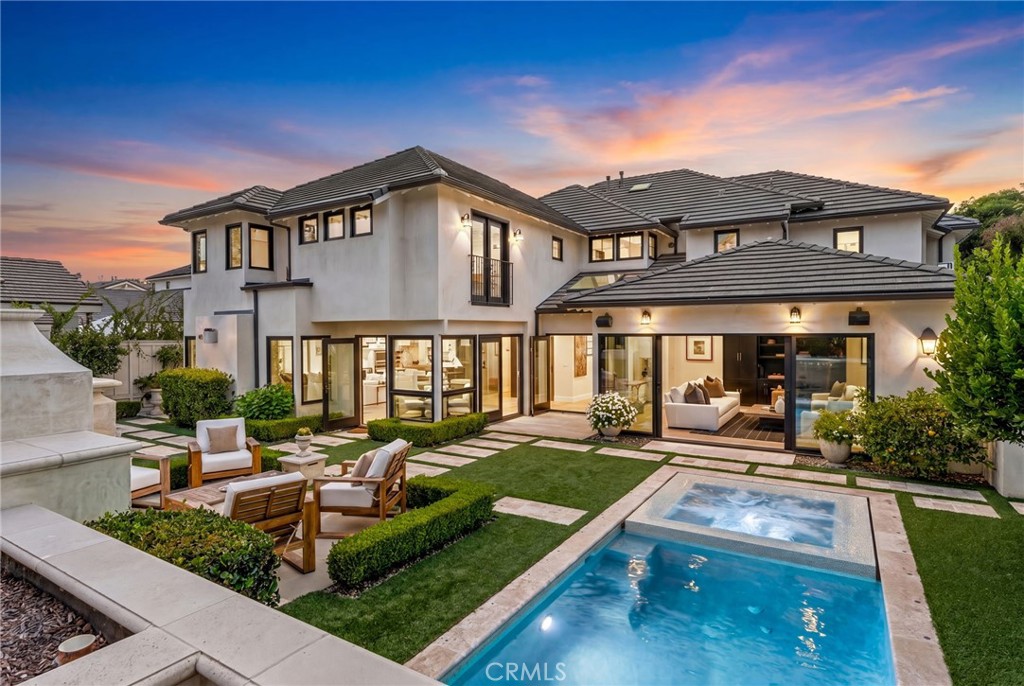 1807 Newport Hills E