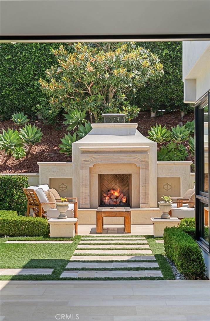 1807 Newport Hills E