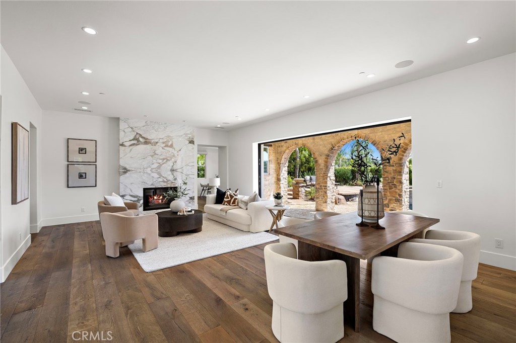 8 Brittlestar Road