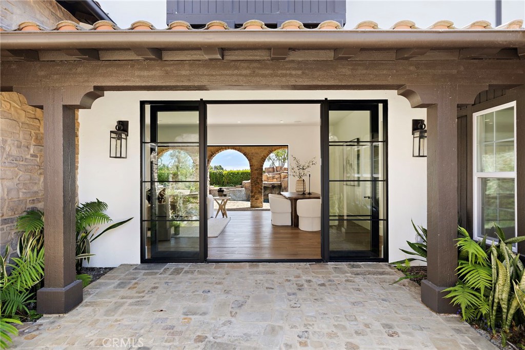 8 Brittlestar Road