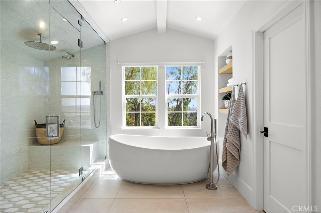 8 Brittlestar Road
