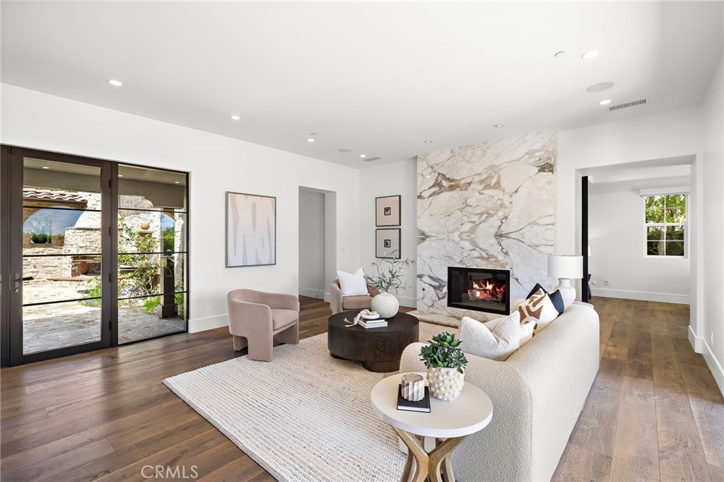 8 Brittlestar Road