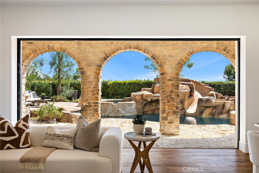 8 Brittlestar Road