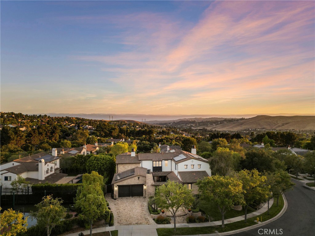 8 Brittlestar Road