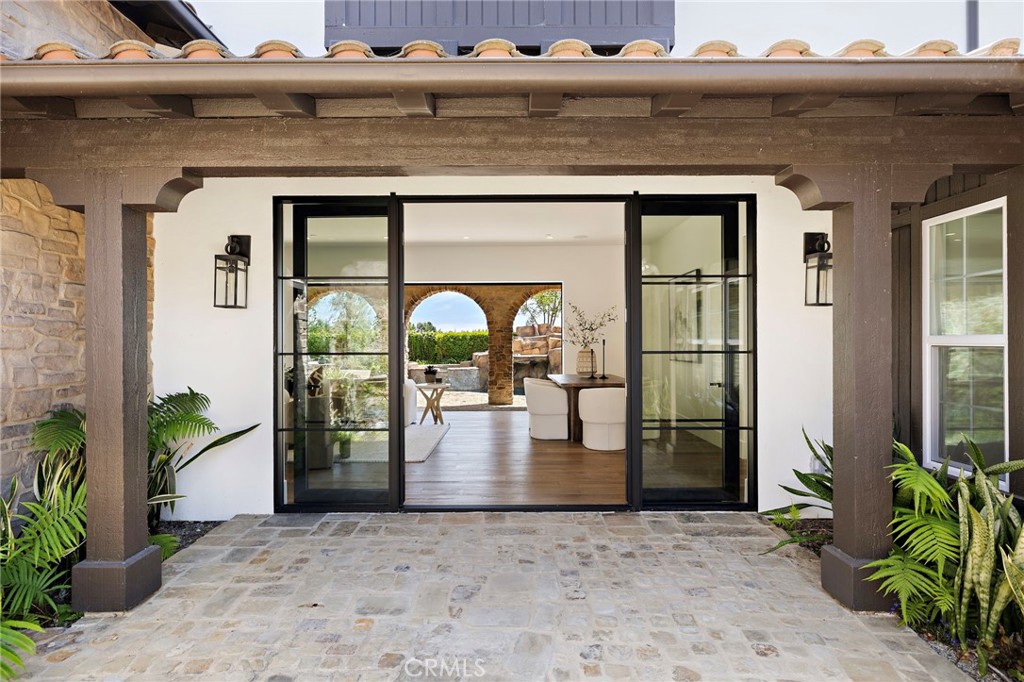8 Brittlestar Road