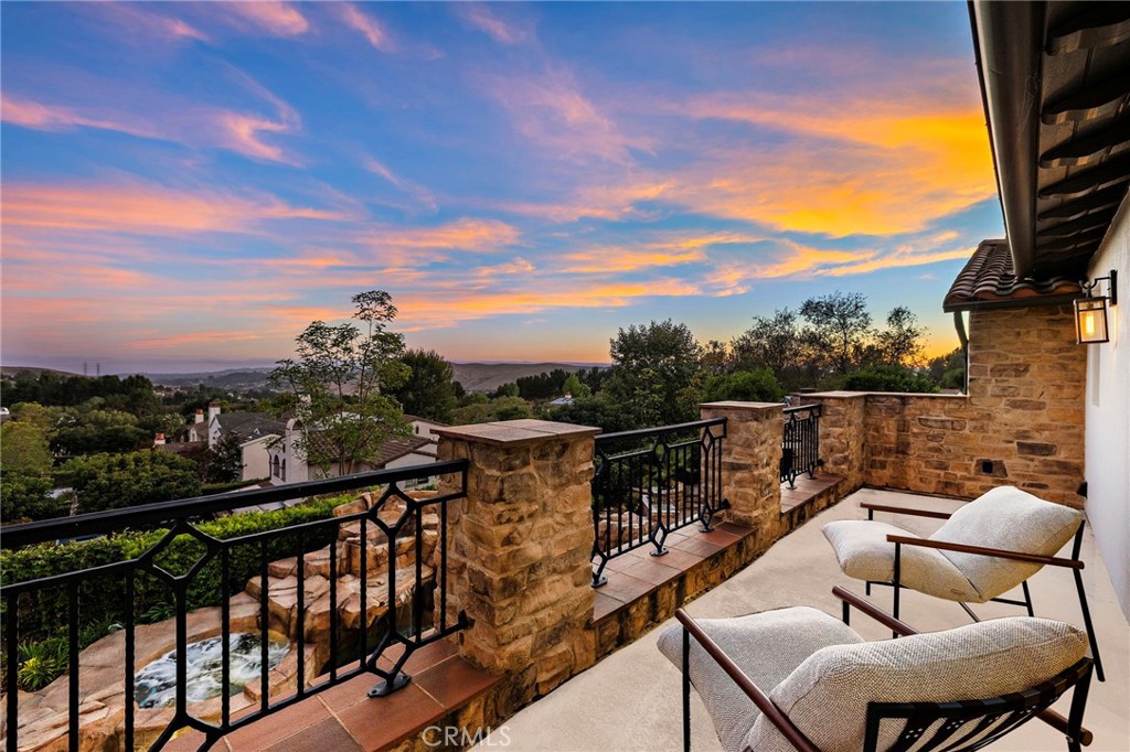 8 Brittlestar Road
