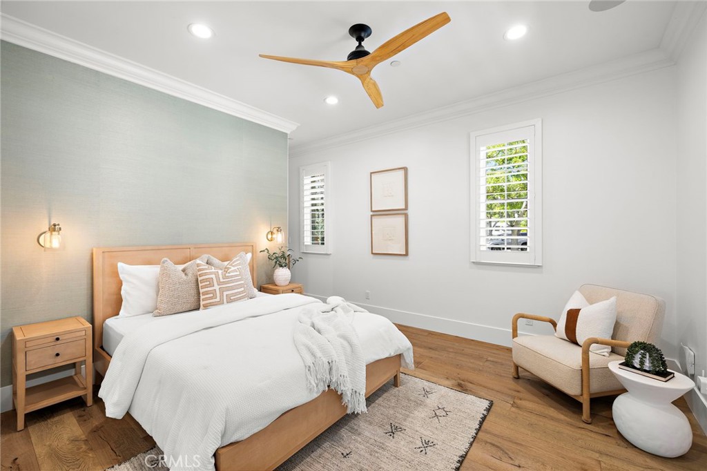 8 Brittlestar Road