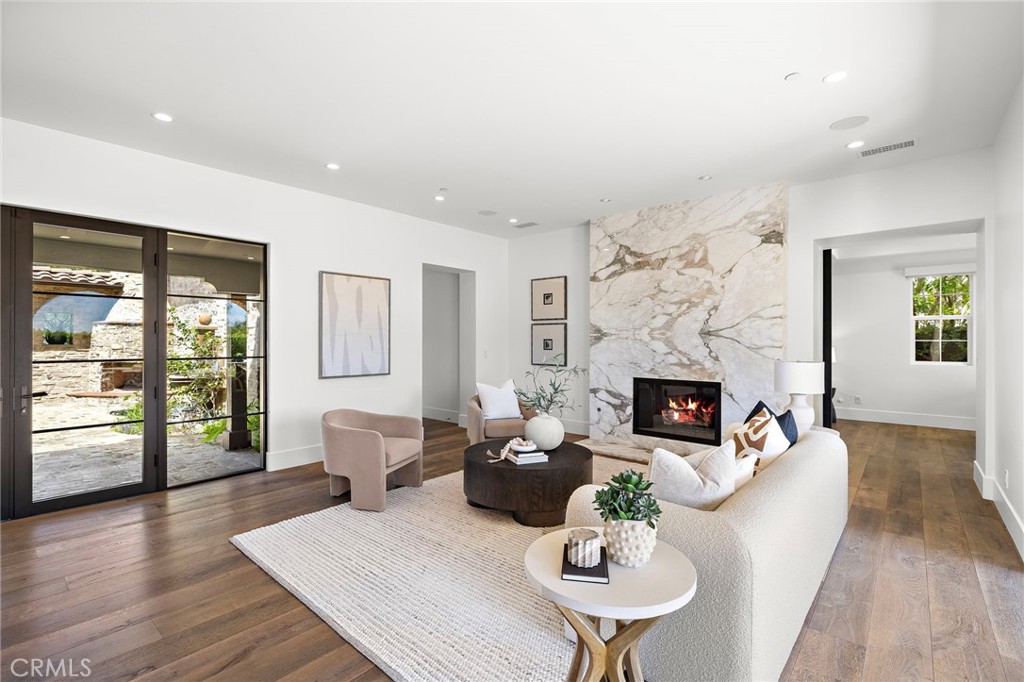 8 Brittlestar Road