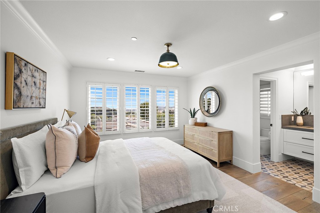 8 Brittlestar Road