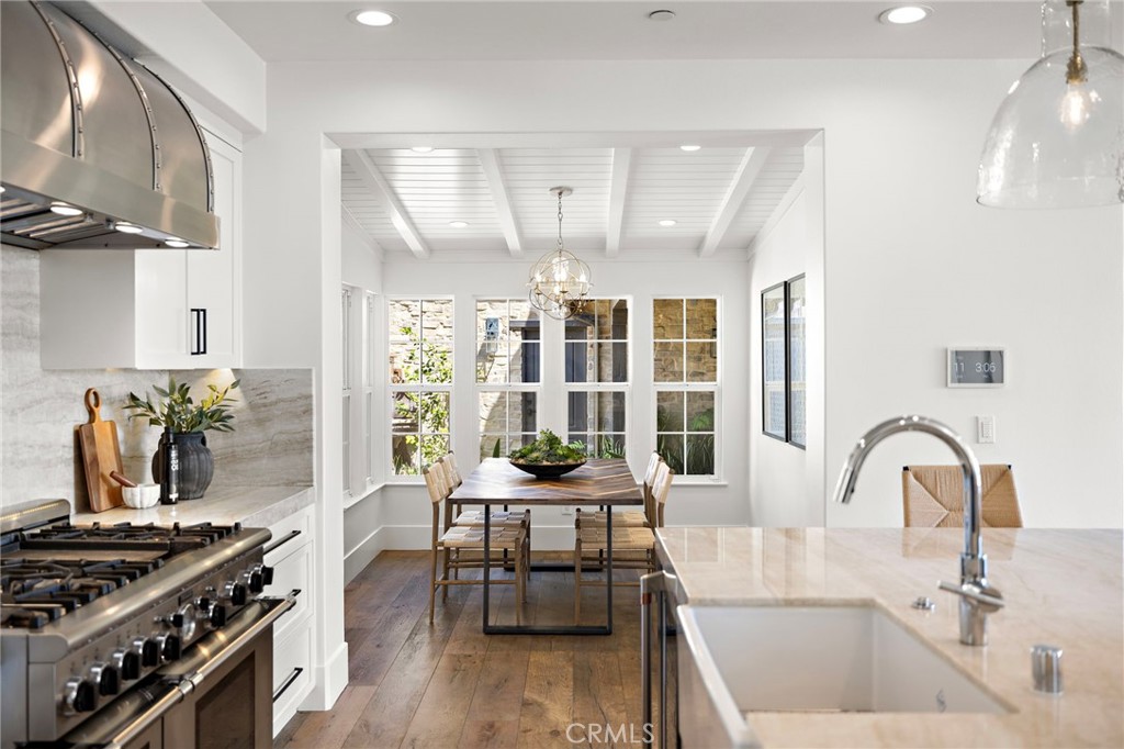 8 Brittlestar Road