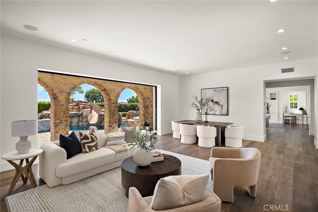 8 Brittlestar Road