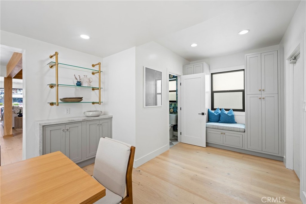 3810 Channel Place
