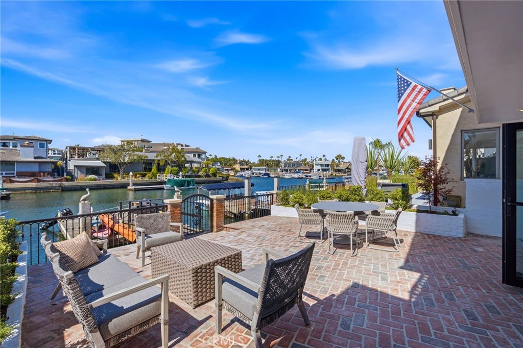 3810 Channel Place