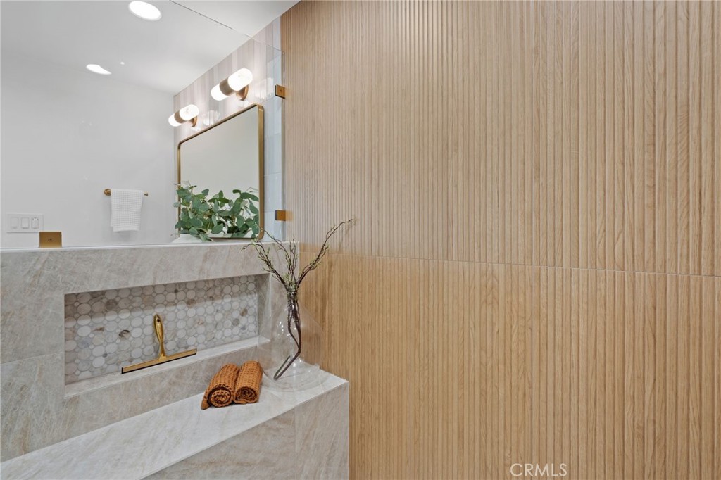 3810 Channel Place