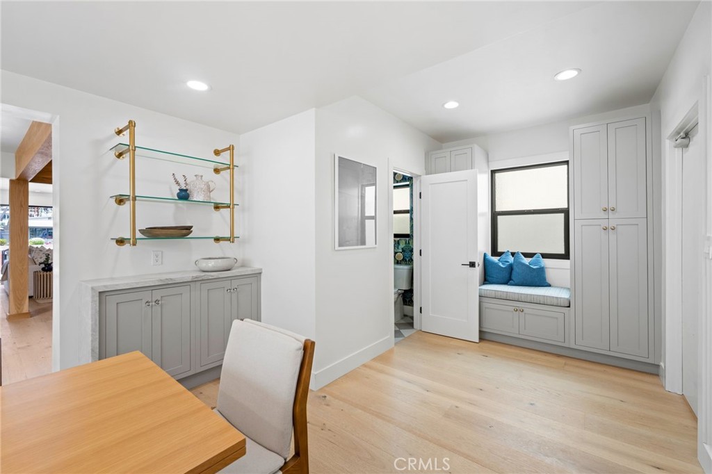 3810 Channel Place