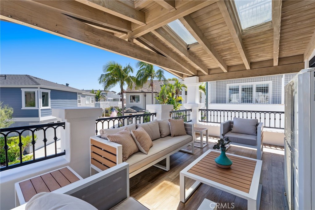 3810 Channel Place