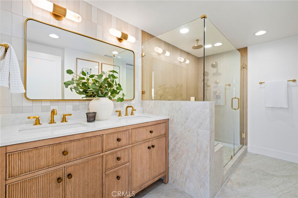 3810 Channel Place