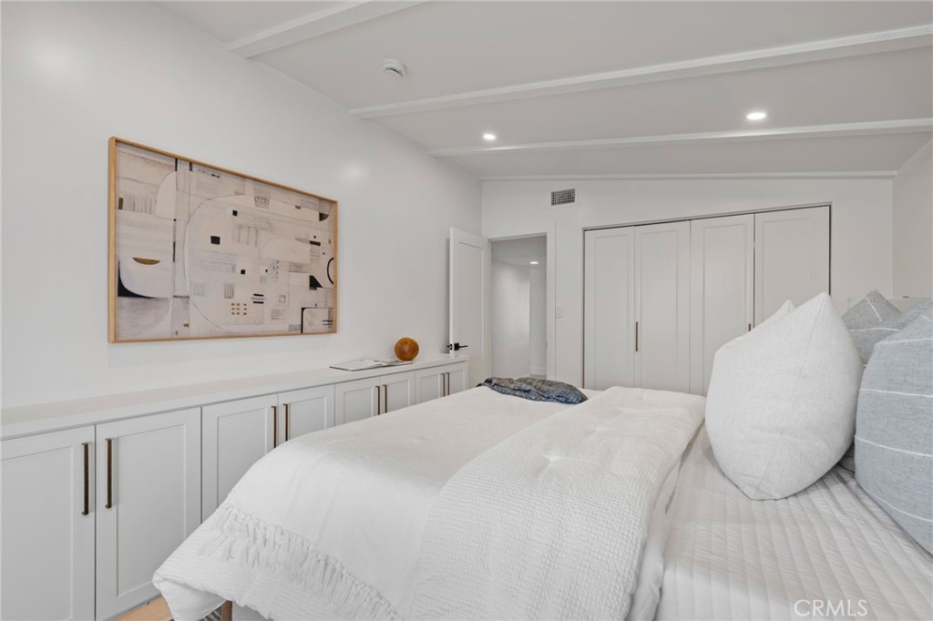 3810 Channel Place