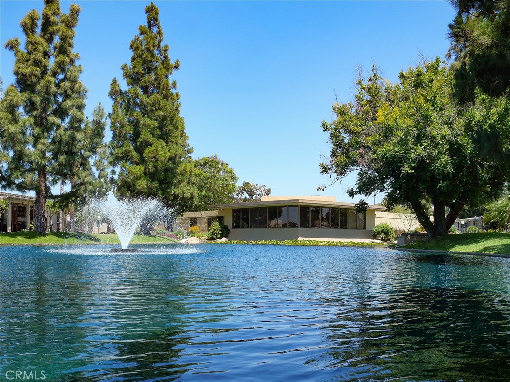 335 Ridgelake