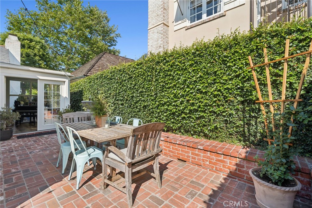 2632 Vista Drive