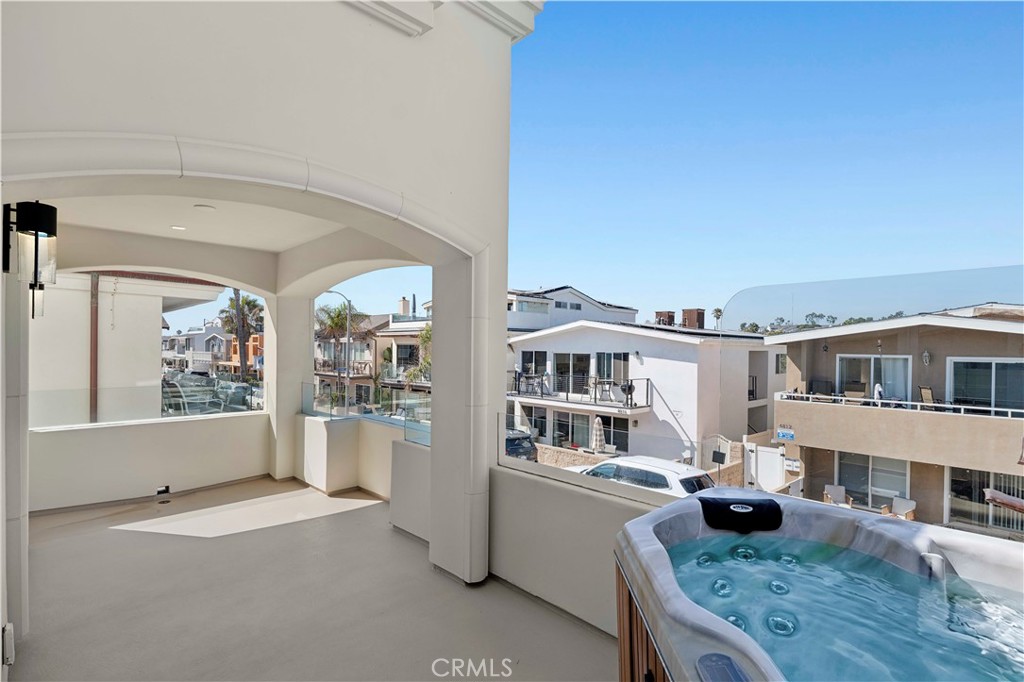 4807 Seashore Drive