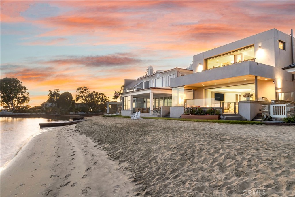 8 Beacon Bay
