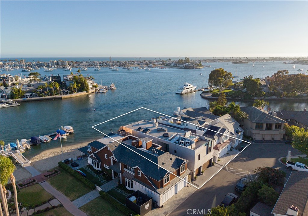 8 Beacon Bay
