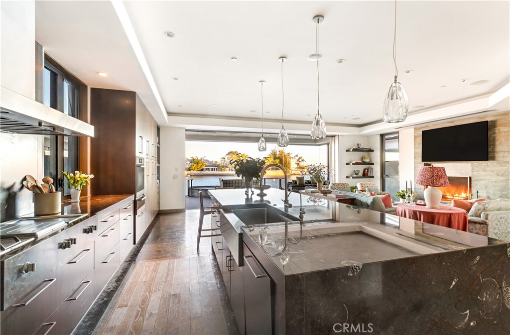 8 Beacon Bay