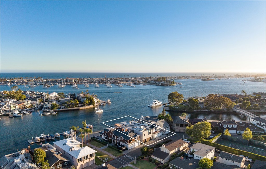 8 Beacon Bay