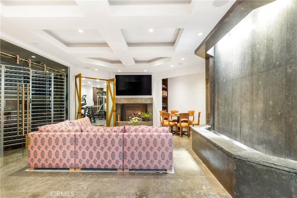 8 Beacon Bay