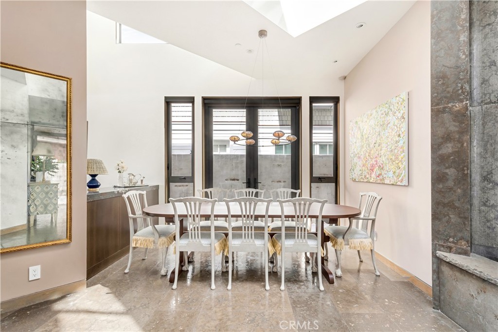 8 Beacon Bay