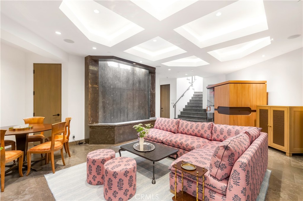 8 Beacon Bay