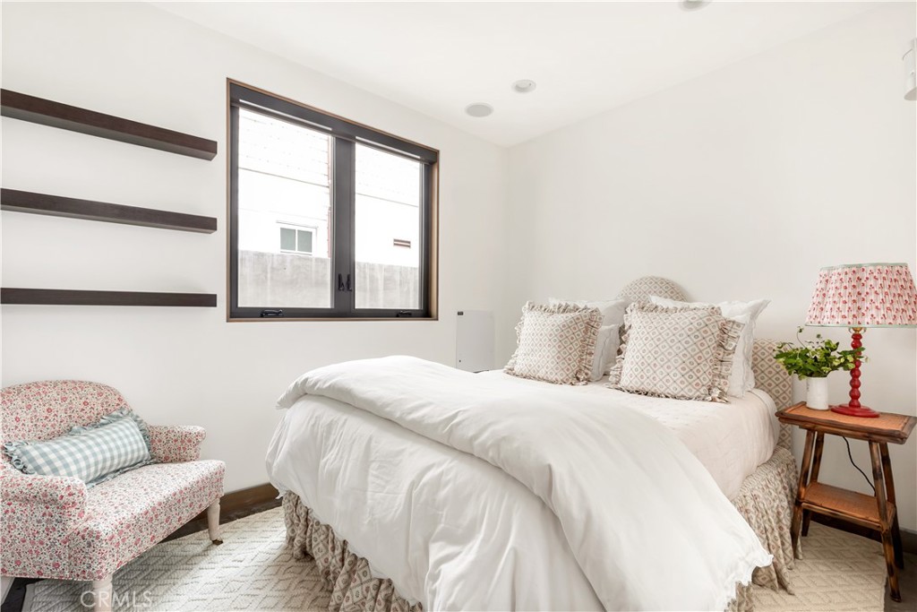 8 Beacon Bay