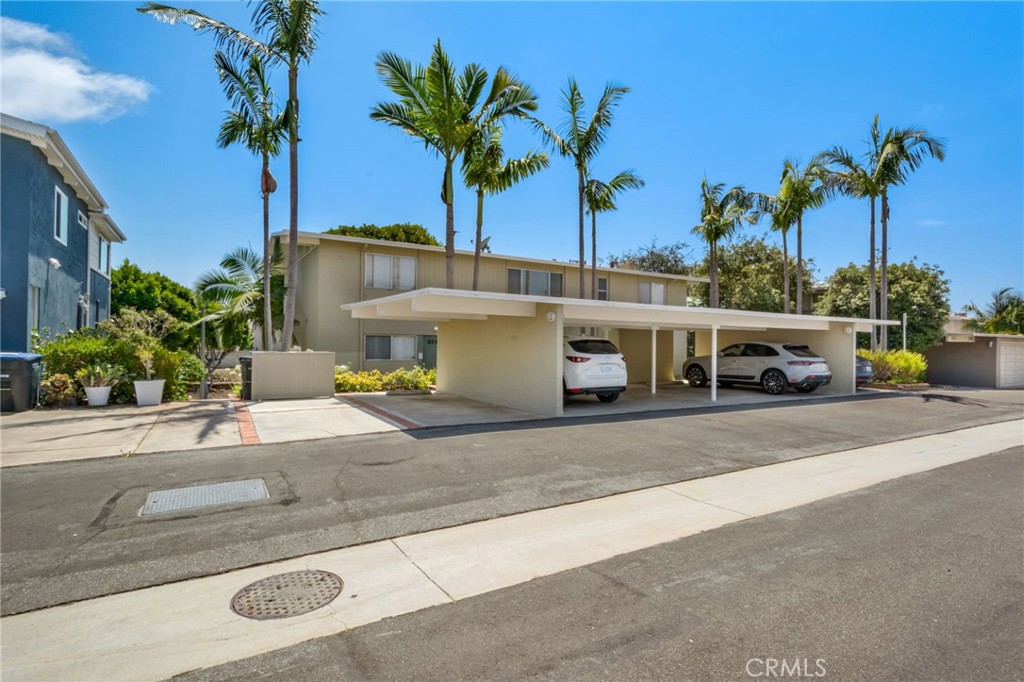 4300 Shorecrest