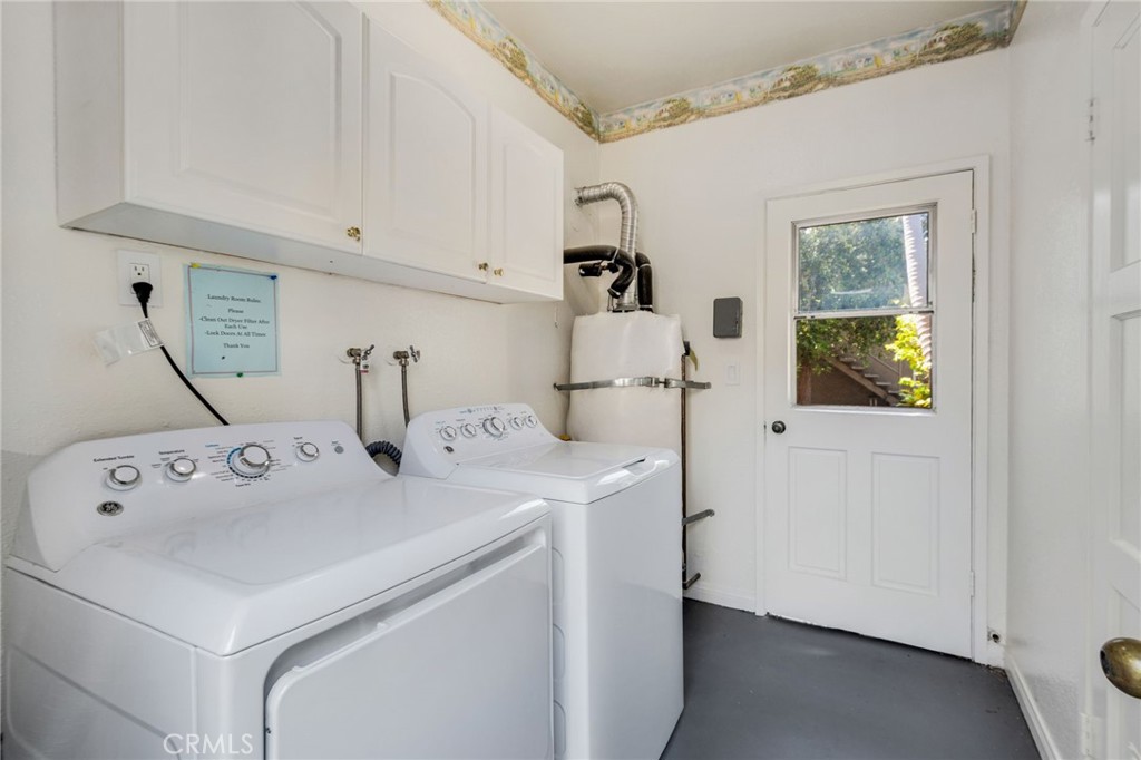4300 Shorecrest