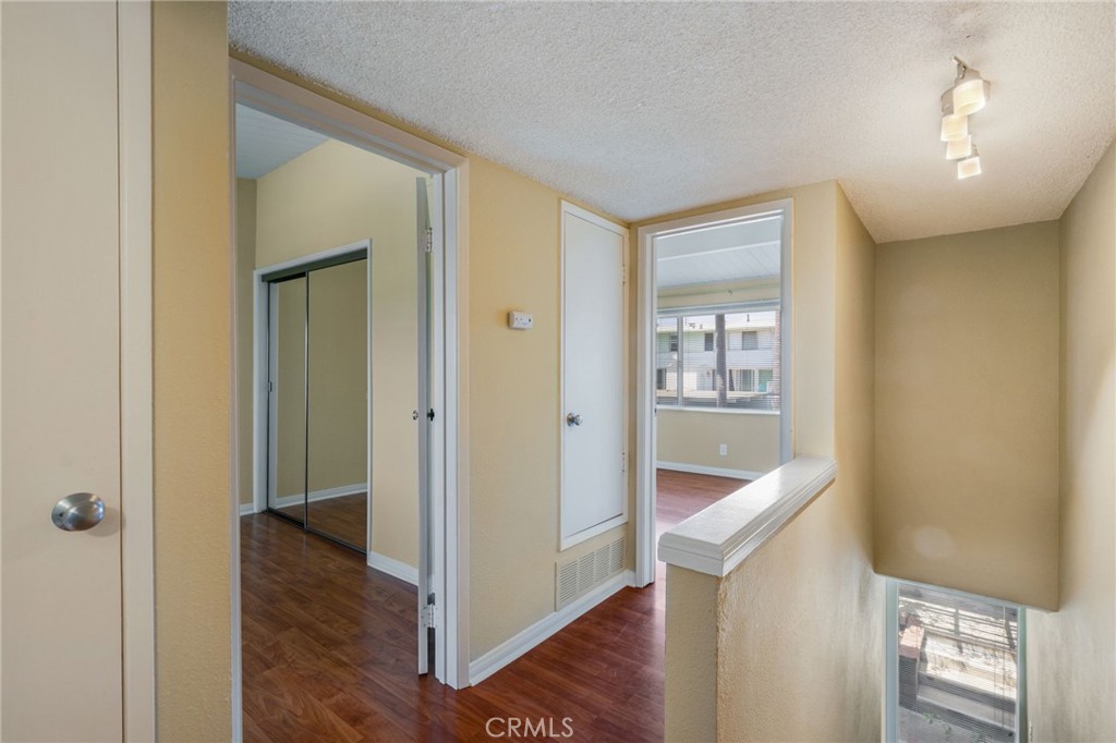 4300 Shorecrest