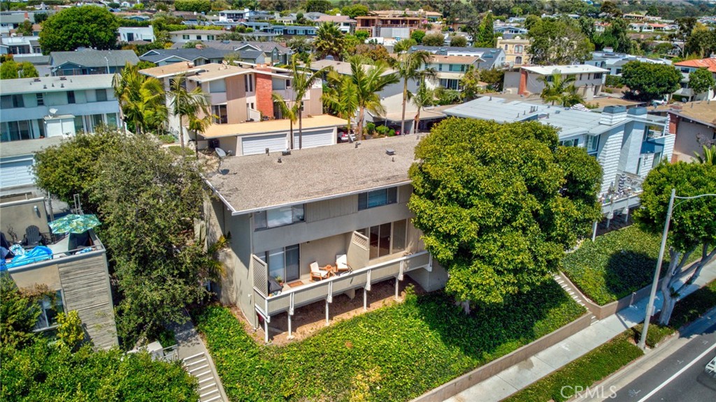 4300 Shorecrest