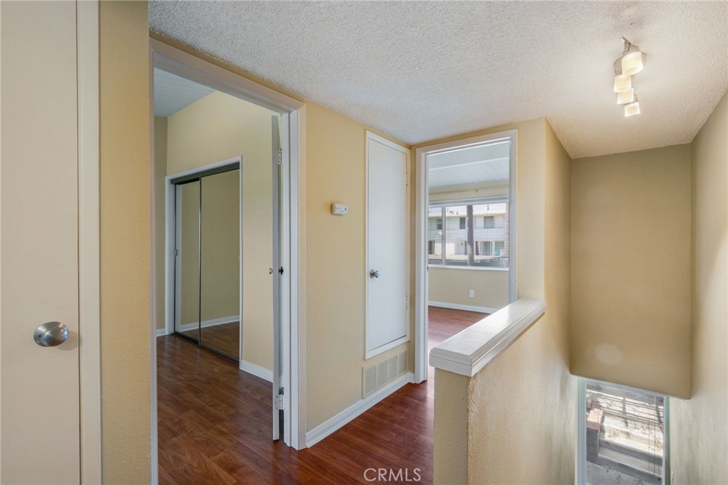 4300 Shorecrest