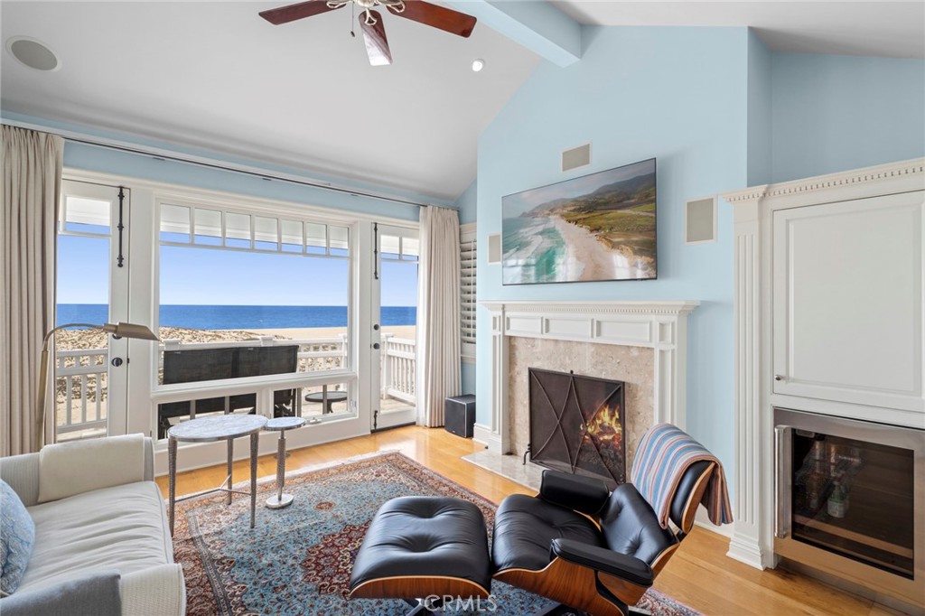 1550 E Oceanfront