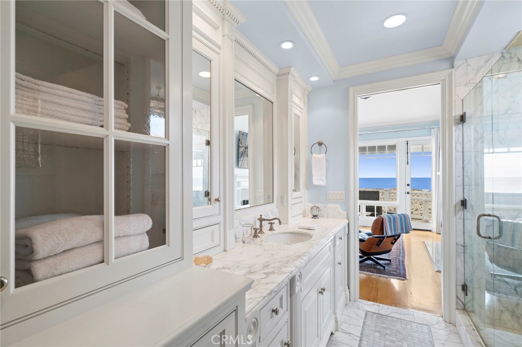 1550 E Oceanfront