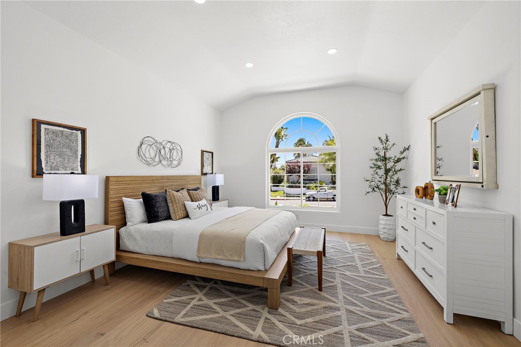 15 Sierra Vista