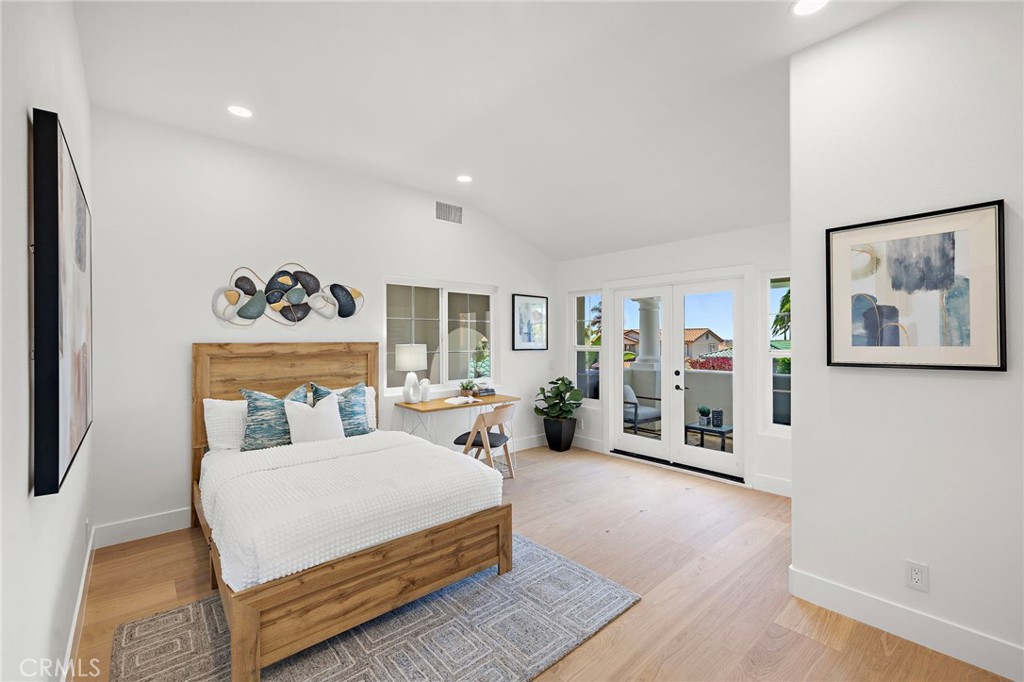 15 Sierra Vista