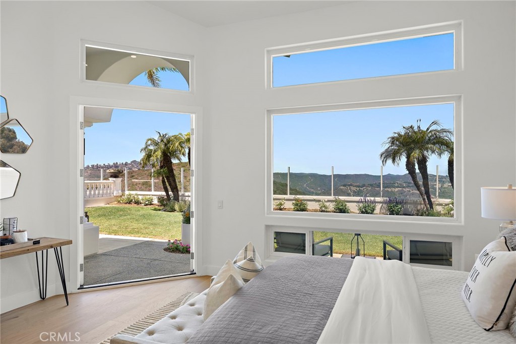 15 Sierra Vista
